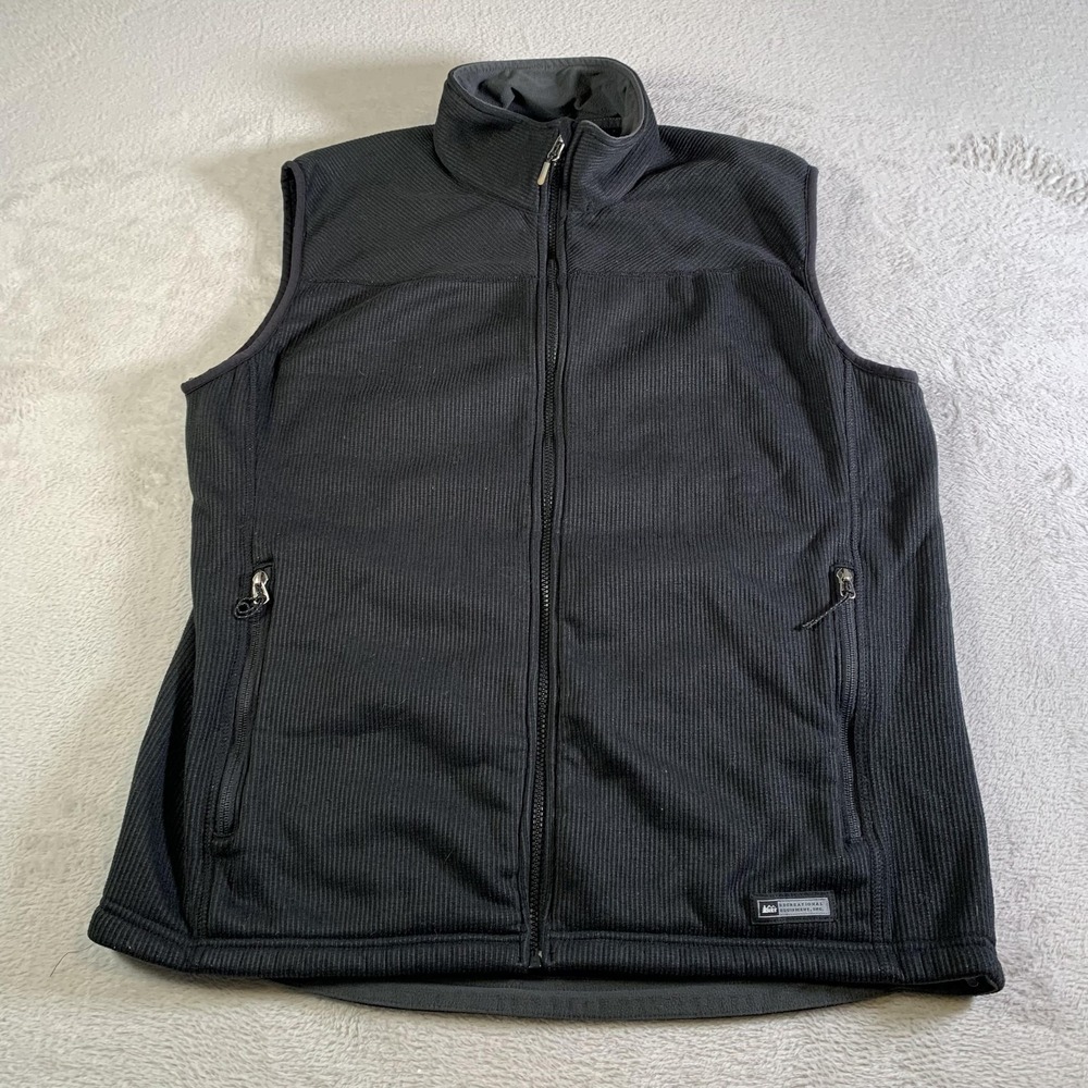 REI Vest Mens XL Black Polartec Fleece Full Zip Pockets Hiking Outdoor Warm
